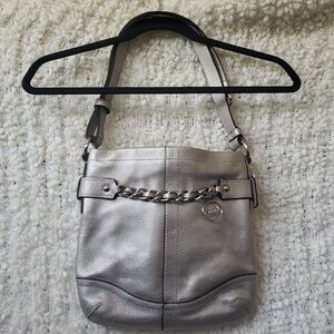 Coach Chain Duffle Pebbled Leather Crossbody Shoulder Bag Purse Metallic